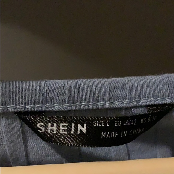 Baby blue crop top - Picture 2 of 3